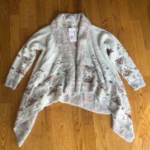 Designer tunic style shawl/jacket— very soft! Beautiful Aztec knit pattern, NWT